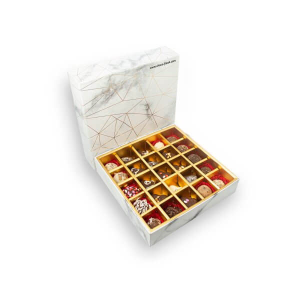 Regalos por el día de la mujer en Quito Guayaquil Ecuador. Caja de regalo con 25 trufas de chocolate gourmet